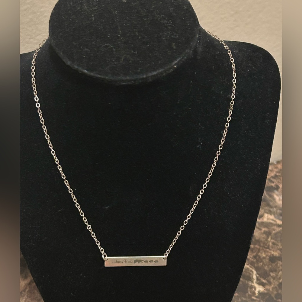 Silver tone  Bar  Mama Bear Necklace